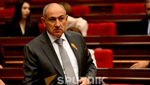 Премьер-министр Никол Пашинян во время Правительственного часа в Национальном Собрании (7 октября 2026). Еревaн - Sputnik Армения