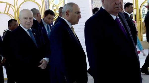 Лидеры СНГ – у армянского павильона: Пашинян опубликовал видео из Туркменистана Лидеры СНГ – у армянского павильона: Пашинян опубликовал видео из Туркменистана - Sputnik Армения