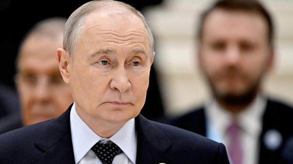 Президент РФ Владимир Путин на заседании совета глав государств-участников СНГ в расширенном составе (9 октября 2026). Туркменбаши - Sputnik Армения