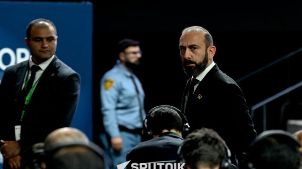 Արարատ Միրզոյան - Sputnik Արմենիա