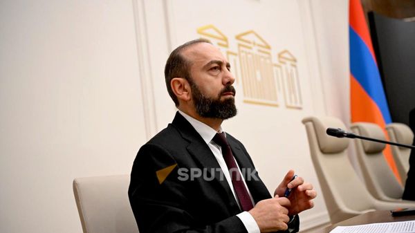 Արարատ Միրզոյան - Sputnik Արմենիա