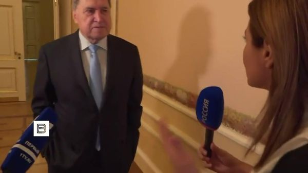 К трехсторонней встрече Путина, Си Цзиньпина и Трампа на саммите АТЭС в Шэньчжэне готовы все стороны, заявил Ушаков - Sputnik Армения