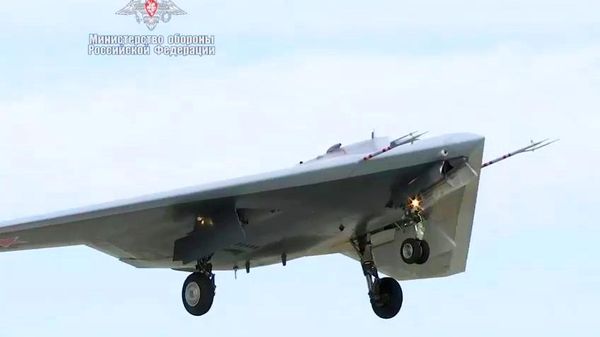 Ударный беспилотник Охотник  - Sputnik Արմենիա