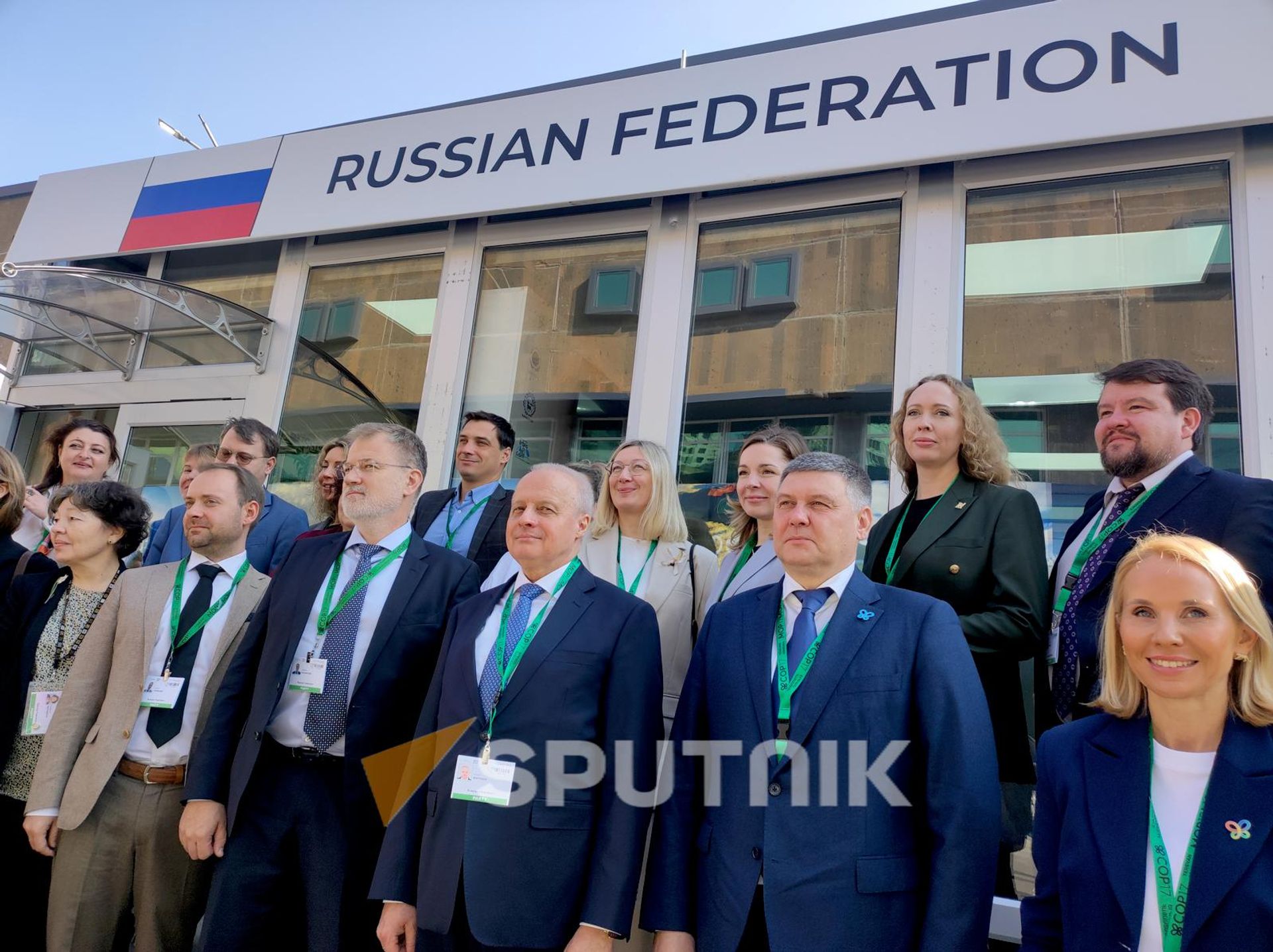 Посол России Сергей Копыркин и члены российской делегации на форуме биоразнообразия ООН COP17 (26 октября 2026). Ереван - Sputnik Армения, 1920, 26.10.2026