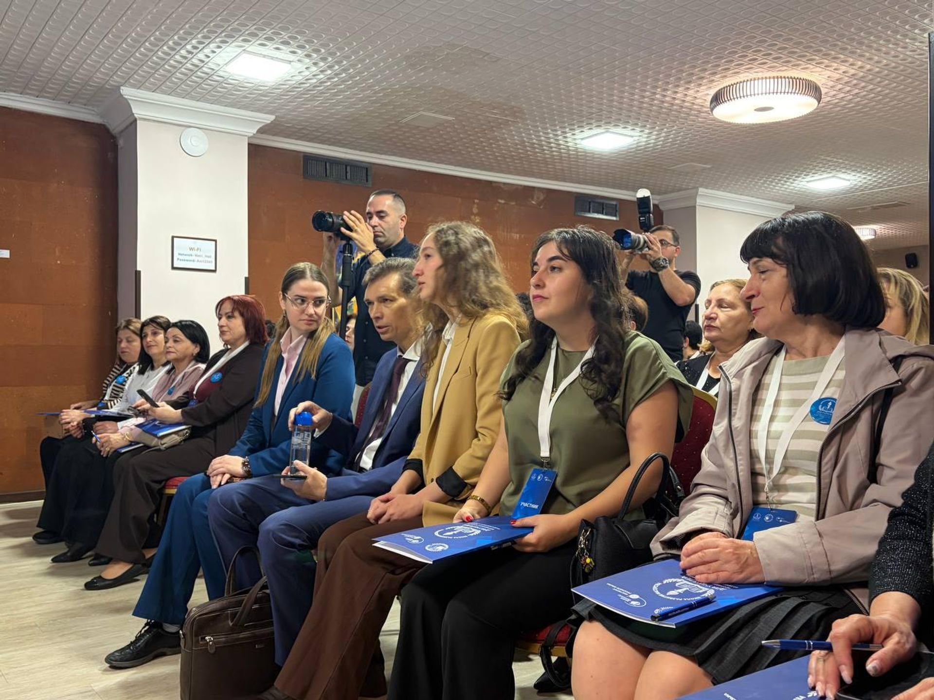 В Ереване стартовала Школа развития мастерства для учителей, преподающих предметы на русском языке в Армении - Sputnik Արմենիա, 1920, 28.10.2026