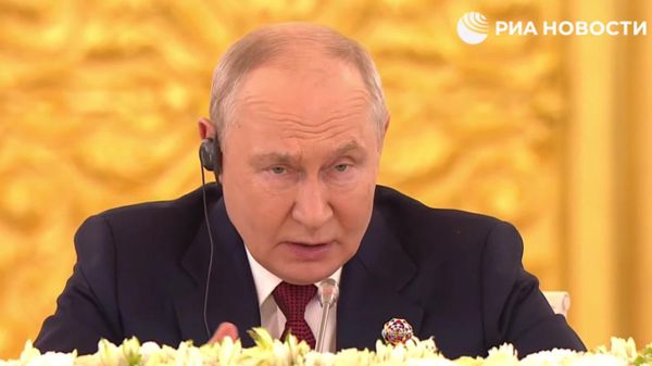 ВСУ минировали подходы к Алешкам, создавая практически гуманитарную катастрофу, отметил Путин. - Sputnik Армения