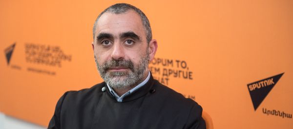 Иерей Есаи Артенян  - Sputnik Արմենիա