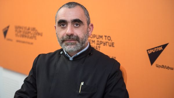 Иерей Есаи Артенян - Sputnik Արմենիա