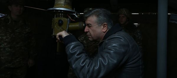 Премьер-министр Карен Карапетян посетил пограничные посты - Sputnik Արմենիա