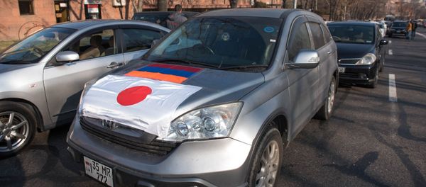 Автопробег против запрета на праворульные автомобили в Армении - Sputnik Армения