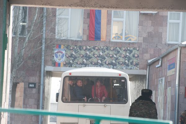 Первый день зимнего призыва в армию РА 2018 г. - Sputnik Армения