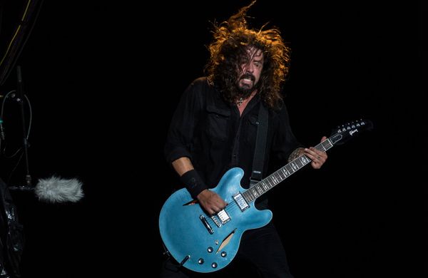 Американский рок-музыкант, основатель группы Foo Fighters Дэйв Грол. Американский рок-музыкант, основатель группы Foo Fighters Дэйв Грол. - Sputnik Армения