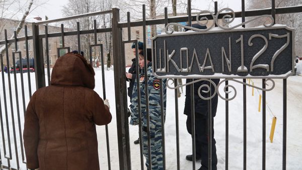 Ситуация у школы № 127 в Перми - Sputnik Армения