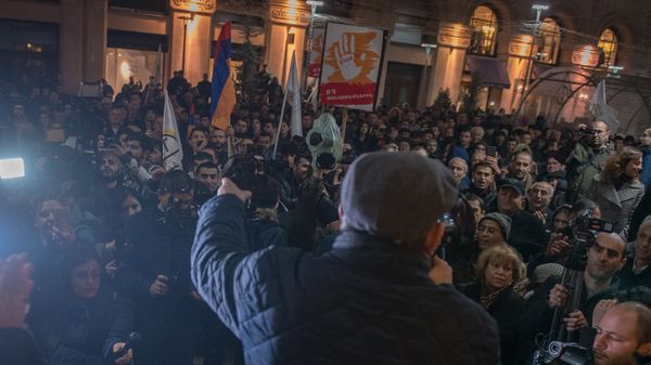 Во время акции Нет подорожанию Во время акции Нет подорожанию - Sputnik Армения