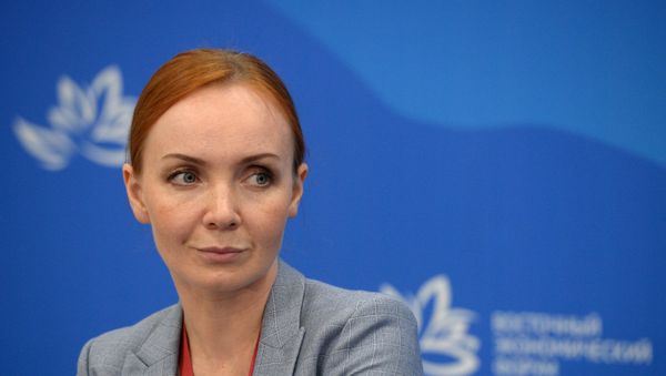 Телеведущая телеканала Россия 24 Эвелина Закамская - Sputnik Армения