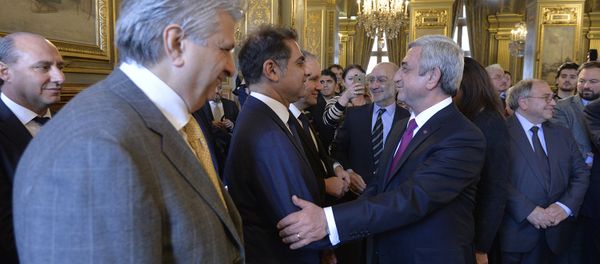 Встреча президента Армении Сержа Сагсяна с представителями армянской общины Франции - Sputnik Արմենիա