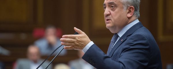 Председатель Центрального банка Армении Артур Джавадян Председатель Центрального банка Армении Артур Джавадян - Sputnik Армения