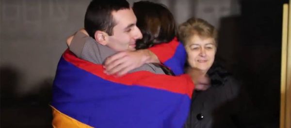 Ամենամեծ տոնը. հարևան–բարեկամներով դիմավորում եմ հայրենիքի պաշտպանին - Sputnik Արմենիա