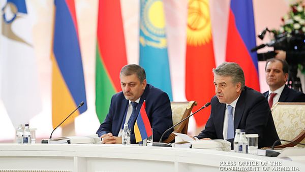 Армянская делегация во главе с премьер-министром Кареном Карапетяном на заседании Евразийского межправительственного совета (1-2 февраля 2018). Алматы, Казахстан - Sputnik Армения