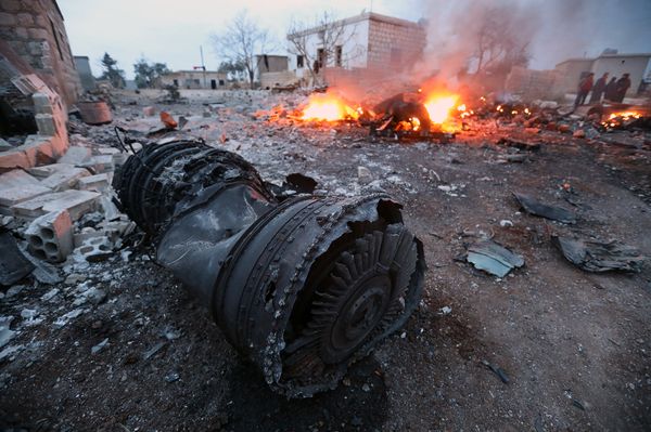 Обломки сбитого СУ-25 российских ВВС в Сирии - Sputnik Արմենիա