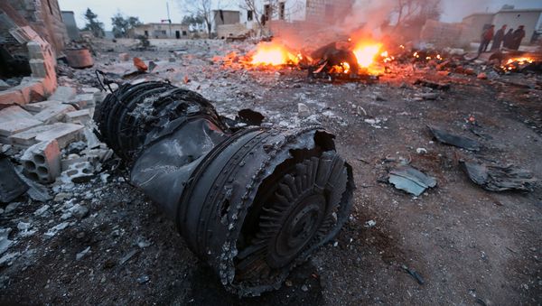 Обломки сбитого СУ-25 российских ВВС в Сирии Обломки сбитого СУ-25 российских ВВС в Сирии - Sputnik Армения