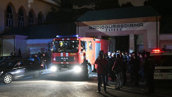В Баку рядом с мегамаркетом Bravo произошел сильный взрыв В Баку рядом с мегамаркетом Bravo произошел сильный взрыв - Sputnik Արմենիա