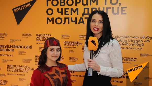 Участница второго сезона шоу Ты супер! от Армении Сатеник Геворгян о музыке - Sputnik Армения