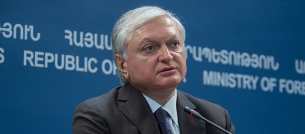 Министр иностранных дел Армении Эдвард Налбандян Министр иностранных дел Армении Эдвард Налбандян - Sputnik Армения
