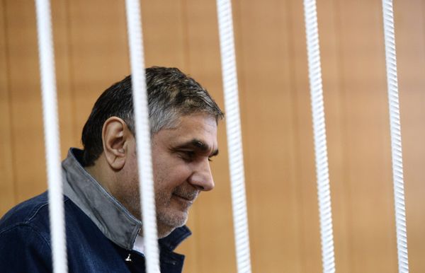Рассмотрение ходатайства следствия об аресте Захария Калашова в Тверском суде - Sputnik Армения