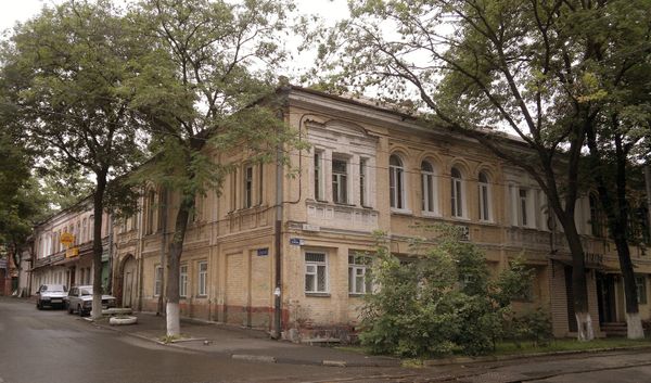 Дом на улице Армянской во Владикавказе, в котором родился и вырос Вахтангов. - Sputnik Армения
