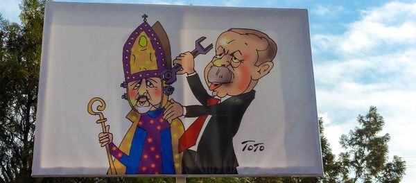Плакат-карикатура на акции протеста в Вагаршапате Плакат-карикатура на акции протеста в Вагаршапате - Sputnik Армения