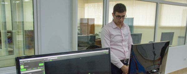 Учебно-исследовательский центр воздушной робототехники при НПУА Учебно-исследовательский центр воздушной робототехники при НПУА - Sputnik Армения