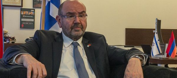 Чрезвычайный и Полномочный посол Израиля в Армении Элияху Иерушалмин - Sputnik Արմենիա