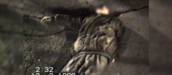 Беглый солдат расстрелял сослуживцев и покончил с собой на главной площади Еревана Беглый солдат расстрелял сослуживцев и покончил с собой на главной площади Еревана - Sputnik Армения