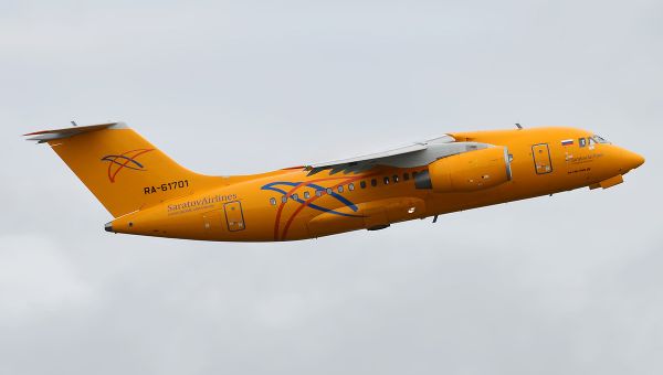 Самолет Ан-148 Саратовские авиалинии - Sputnik Армения