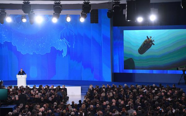 Ежегодное послание президента РФ Владимира Путина Федеральному Собранию Ежегодное послание президента РФ Владимира Путина Федеральному Собранию - Sputnik Армения