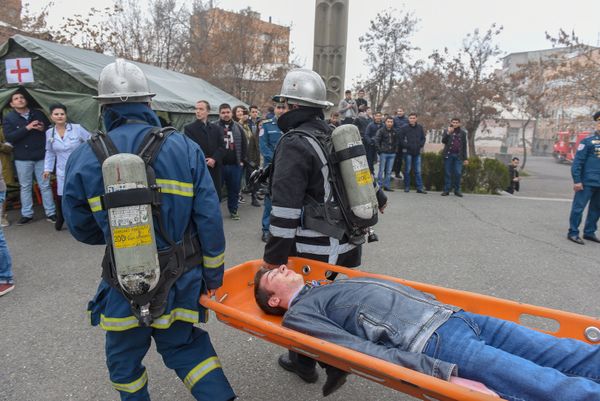 Учения по гражданской обороне в Ереване Учения по гражданской обороне в Ереване - Sputnik Армения
