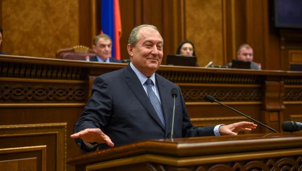 Новоизбранный президент Армении Армен Саркисян Новоизбранный президент Армении Армен Саркисян - Sputnik Армения