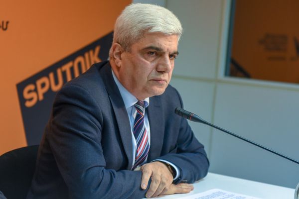Степан Григорян - Sputnik Армения