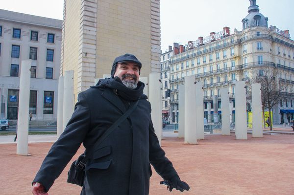 Член Совета армянских союзов Франции, представитель центрального правления партии Рамкавар Вазген Эскиджян - Sputnik Армения