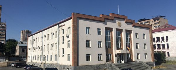 Здание суда общей юрисдикции районов Аджапняк и Давдашен Здание суда общей юрисдикции районов Аджапняк и Давдашен - Sputnik Армения