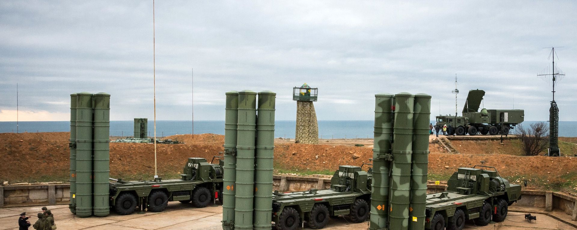 Комплекс ПВО С-400 Триумф заступил на боевое дежурство в Севастополе Комплекс ПВО С-400 Триумф заступил на боевое дежурство в Севастополе - Sputnik Армения, 1920, 26.01.2022