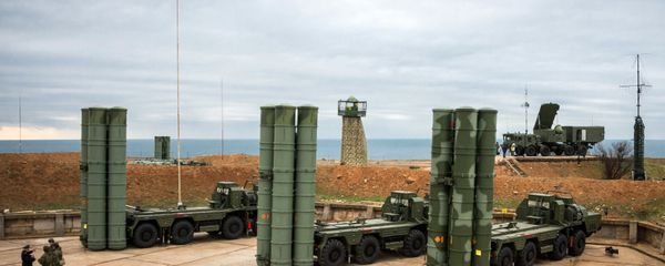 Комплекс ПВО С-400 Триумф заступил на боевое дежурство в Севастополе - Sputnik Армения