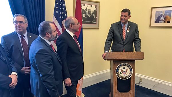 Визит Президента Арцаха Бако Саакяна в Конгресс США (14 марта 2018). Вашингтон, округ Колумбия Визит Президента Арцаха Бако Саакяна в Конгресс США (14 марта 2018). Вашингтон, округ Колумбия - Sputnik Армения