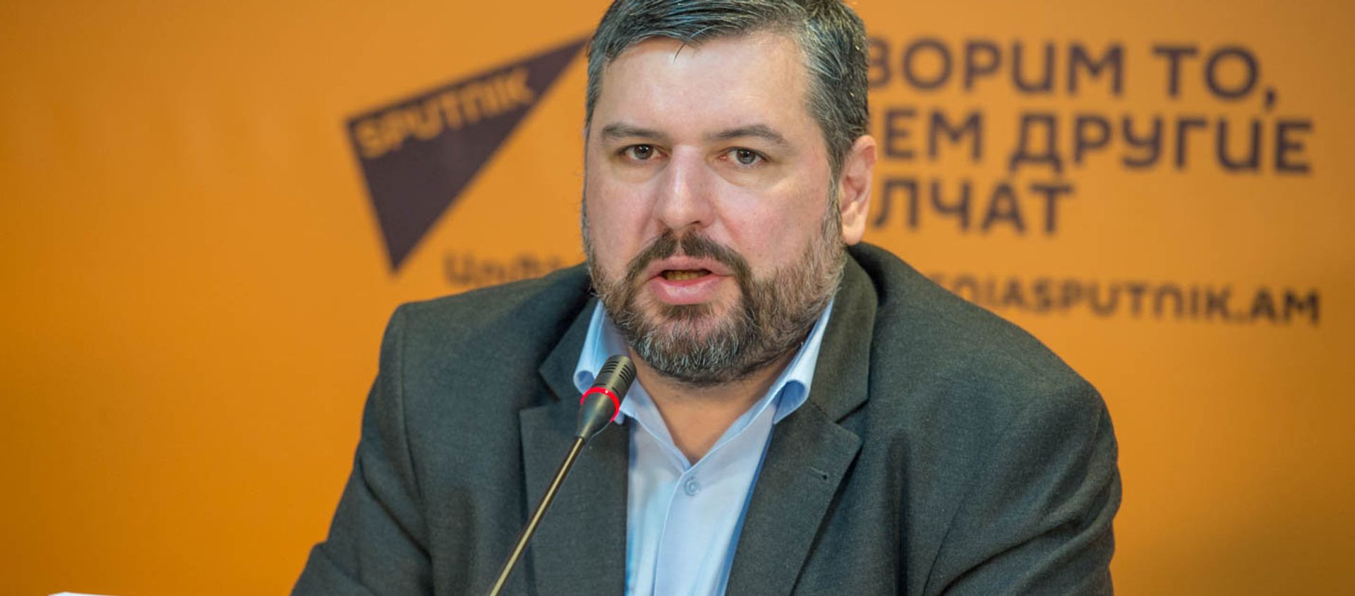 Координатор сайта военных новостей razm.info Карен Вртанесян - Sputnik Արմենիա, 1920, 09.03.2021