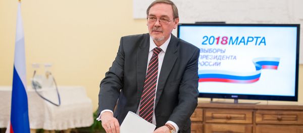 Посол Российской Федерации в Республике Армения Иван Волынкин на выборах президента России 2018 Посол Российской Федерации в Республике Армения Иван Волынкин на выборах президента России 2018 - Sputnik Армения