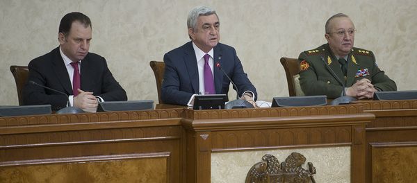 Президент Серж Саргсян, Министр Обороны Виген Саргсян и Начальник Генерального штаба Мовсес Акопян - Sputnik Արմենիա