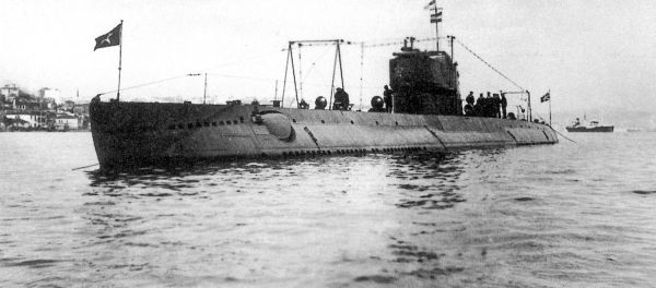 Подводная лодка Д-4 Революционер типа Декабрист Подводная лодка Д-4 Революционер типа Декабрист - Sputnik Армения