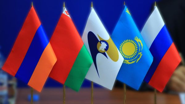 Евразийское экономическое сообщество (ЕАЭС) флаги - Sputnik Армения