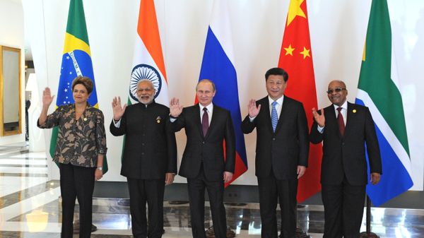 Президент РФ В.Путин принимает участие в неформальном саммите БРИКС в Анталье - Sputnik Армения
